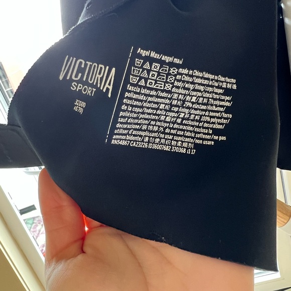 Victoria Sports Bra 32DDD high impact - Picture 5 of 6